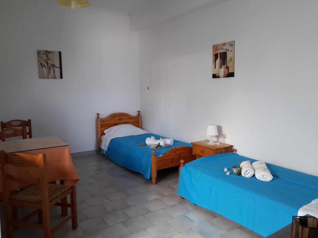 Paros Rooms Dora ภายนอก รูปภาพ